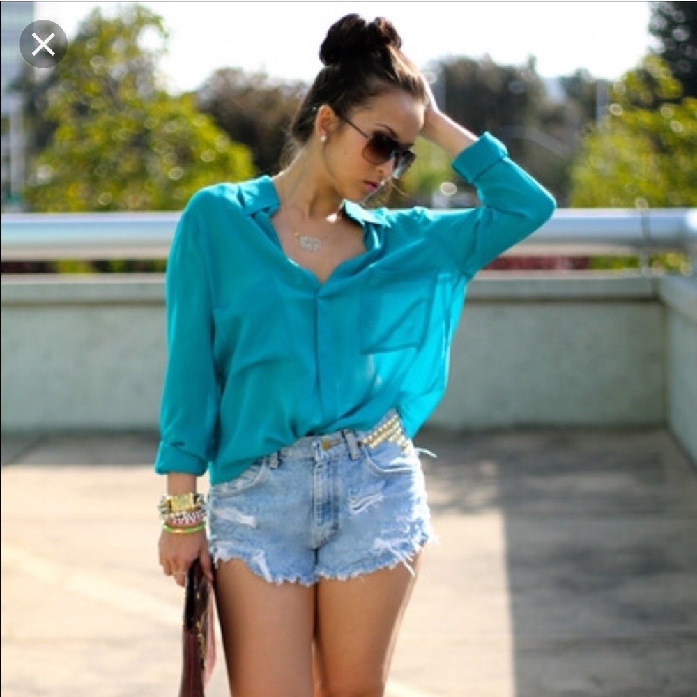 Turquoise Bird Blouse - Picture 2 of 8